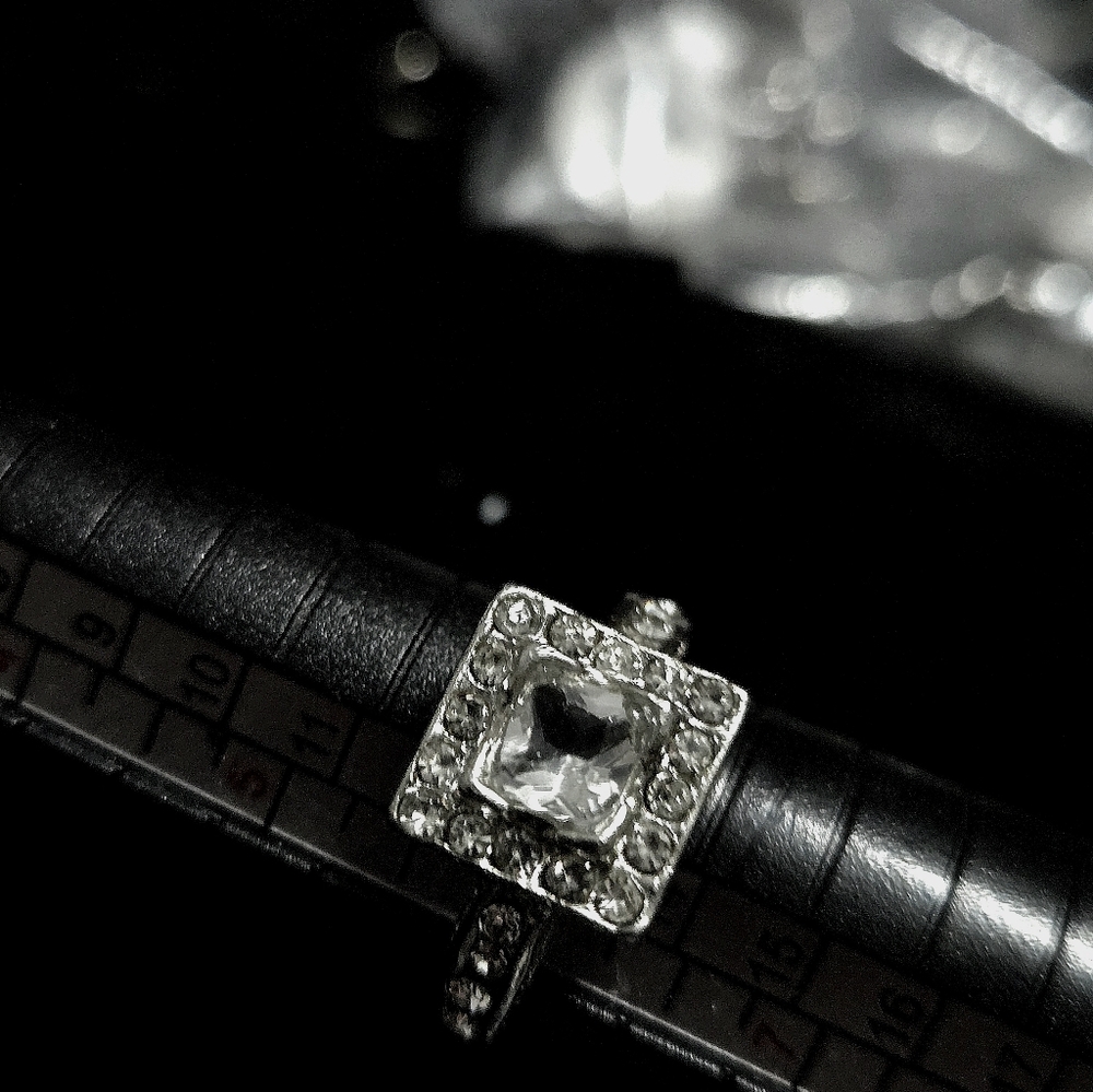 Elegant Silver Square-Cut Ring